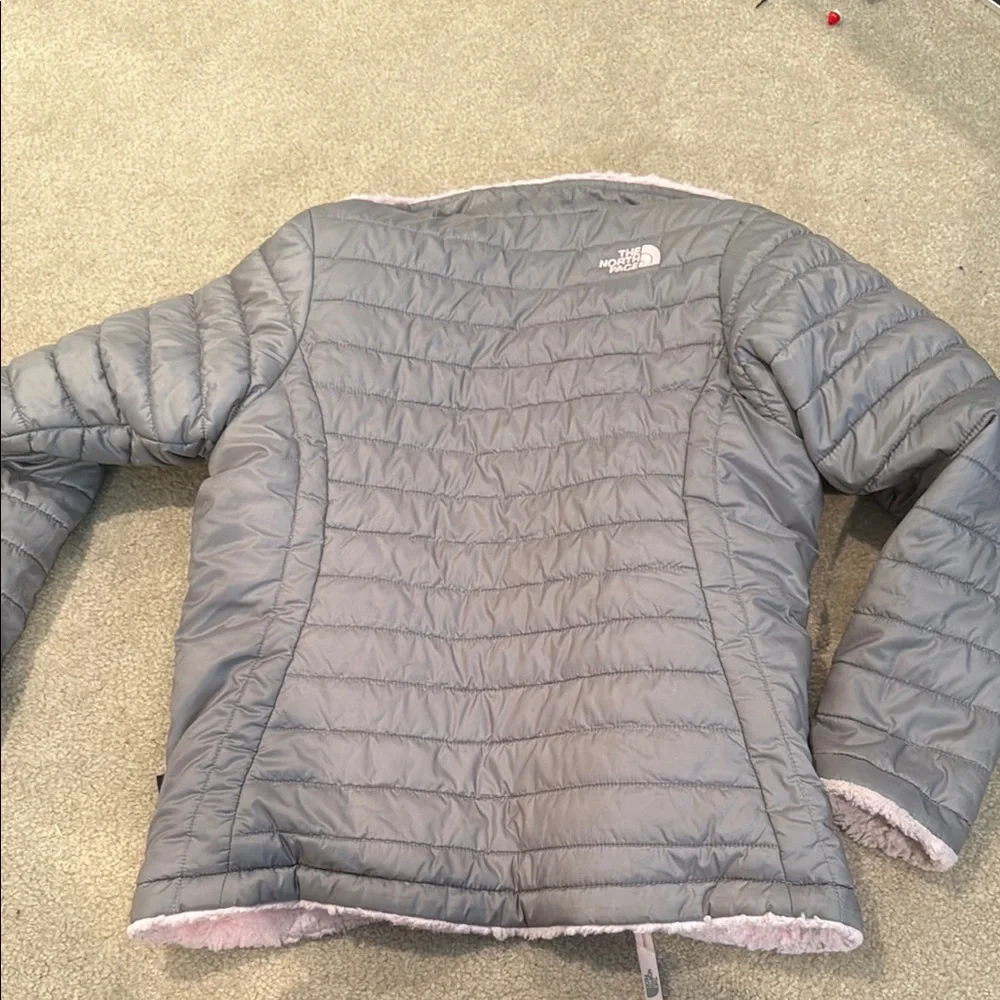 The North Face reversible mossbud swirl Quilted Gray Jacket